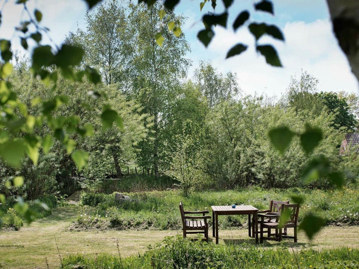 4 Person Holiday Home In Nex Langedeby エクステリア 写真
