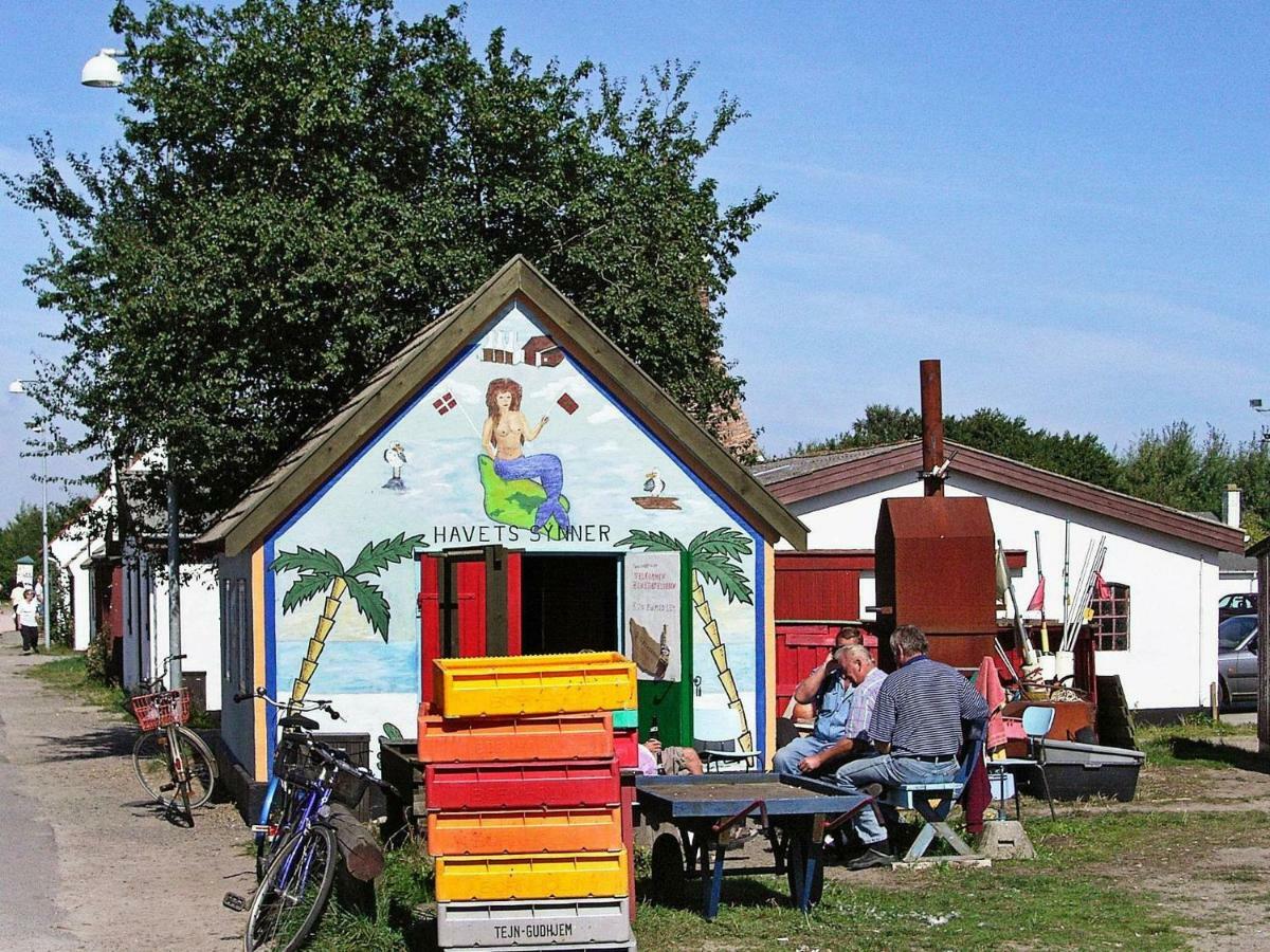 4 Person Holiday Home In Nex Langedeby エクステリア 写真