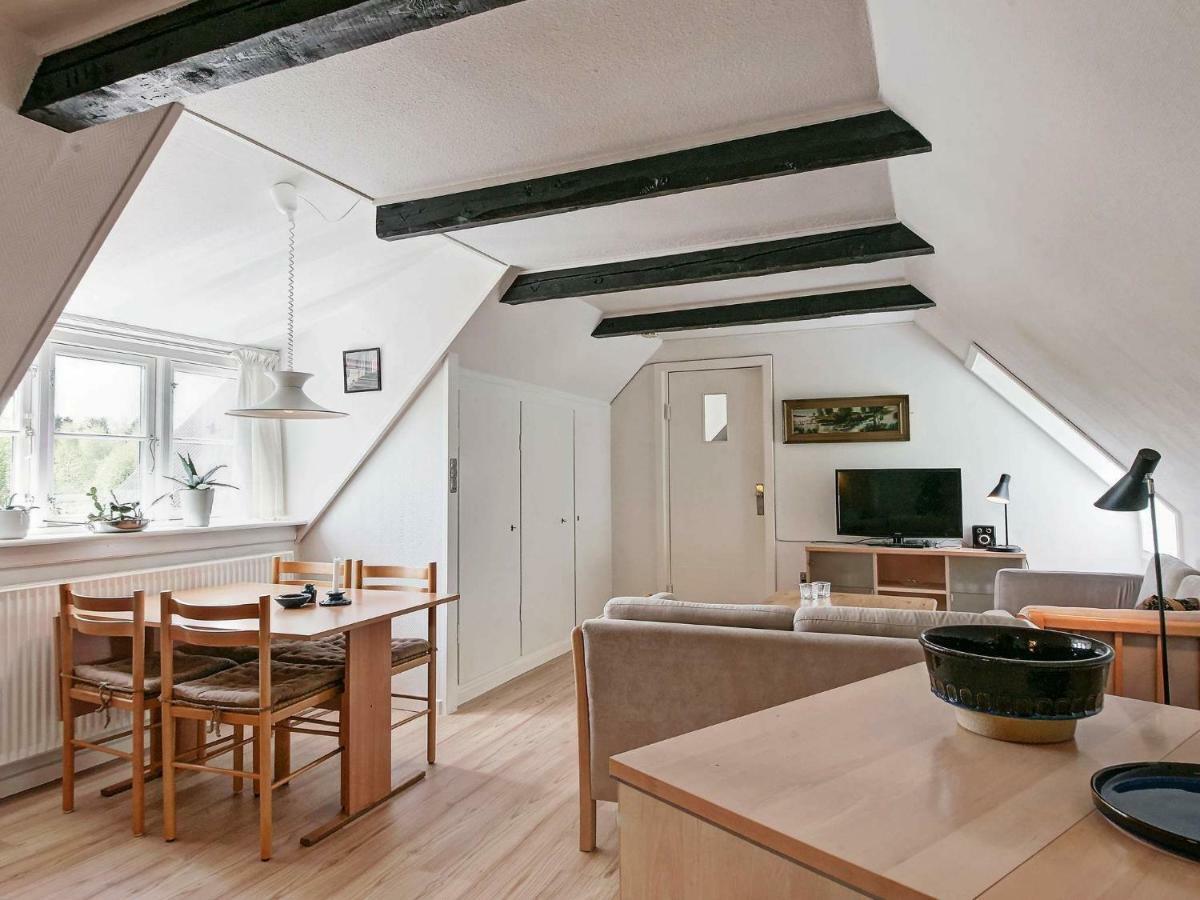 4 Person Holiday Home In Nex Langedeby エクステリア 写真