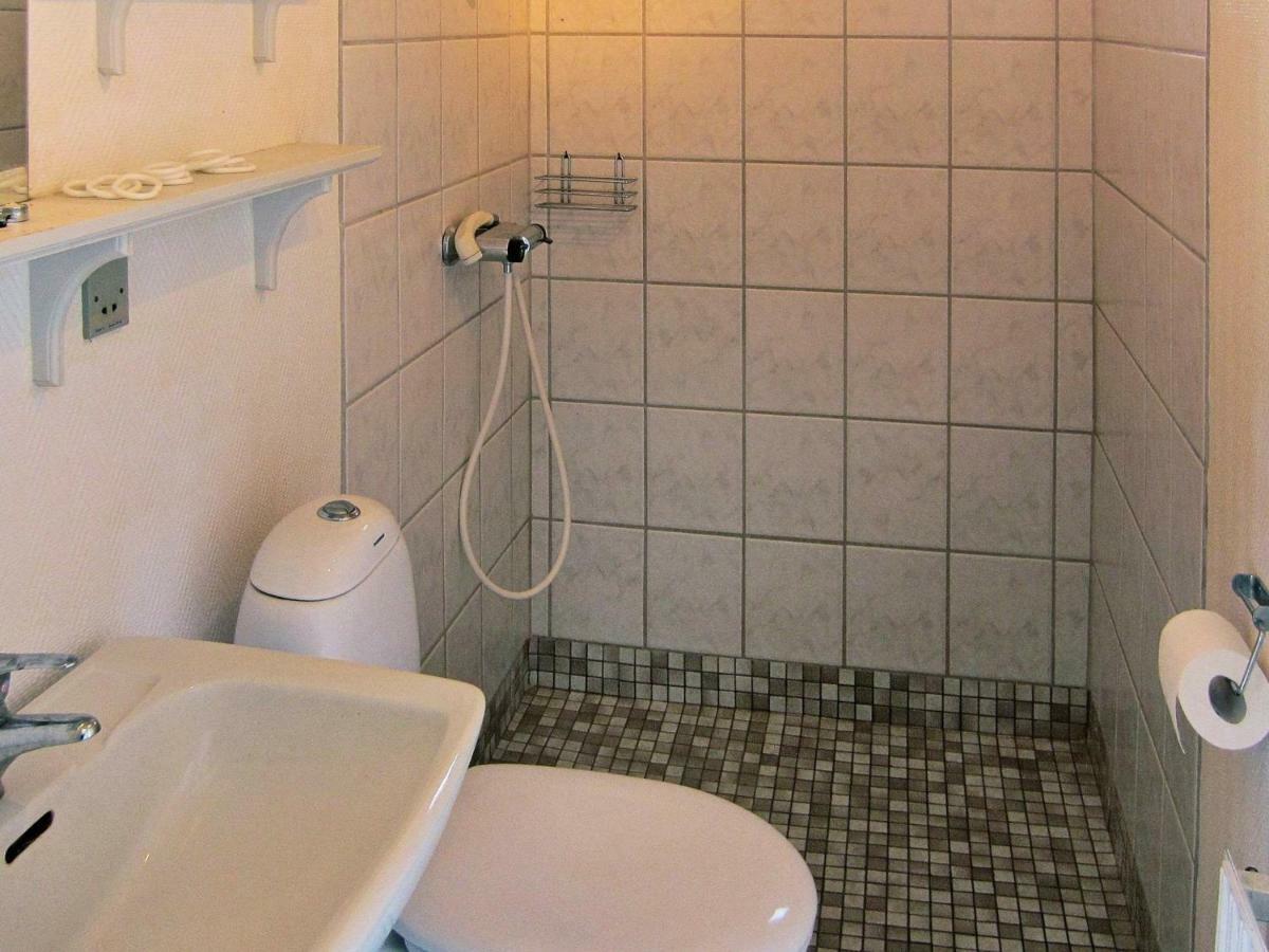 4 Person Holiday Home In Nex Langedeby エクステリア 写真