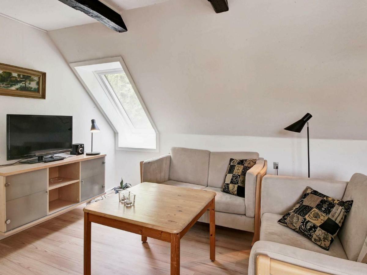 4 Person Holiday Home In Nex Langedeby エクステリア 写真